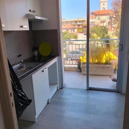 Apartman Le Persepolis 50 M De La Mer